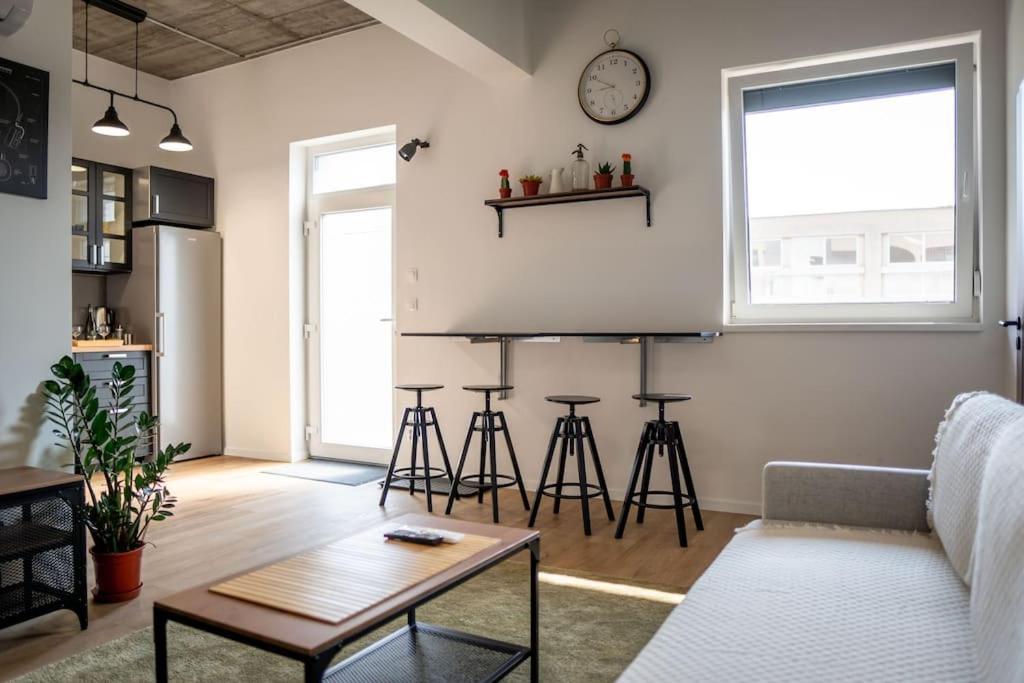 Comfort 15H Dunajska Streda Luaran gambar